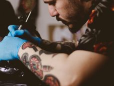 How Do I Be a Professional Tattoo Artist